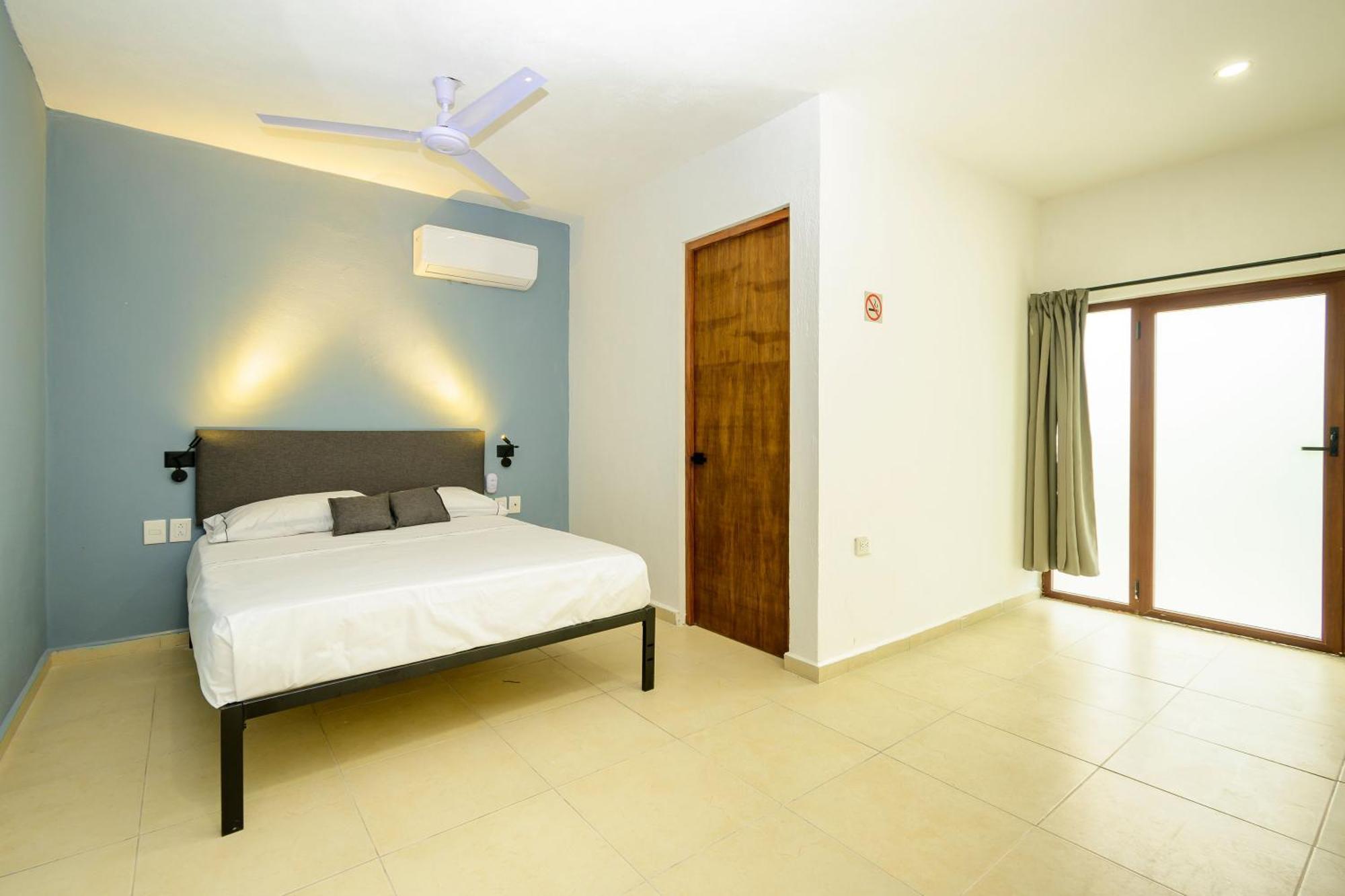 Hotel Paso Del Mar Playa Del Carmen Exterior photo